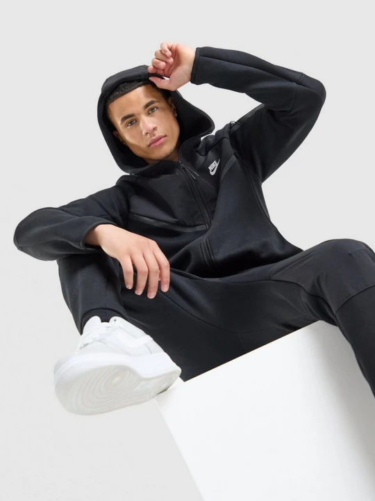 Zdjęcie produktu Nike Bluza Rozpinana Z Kapturem Tech czarny