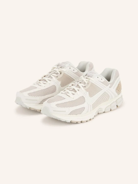 Zdjęcie produktu Nike Sneakersy Zoom Vomero 5 beige