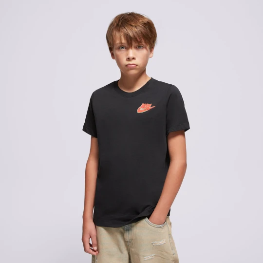 Zdjęcie produktu Nike T-Shirt K Nsw Tee Boxy Multi Sport Boy czarny