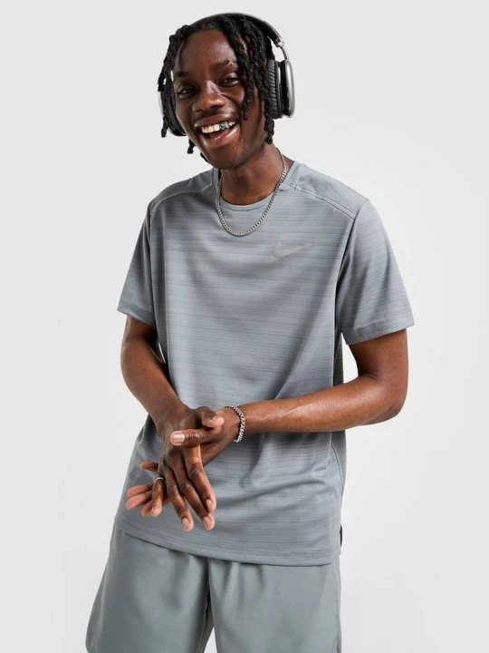 Zdjęcie produktu Nike T-Shirt Nk Df Miler Ss szary