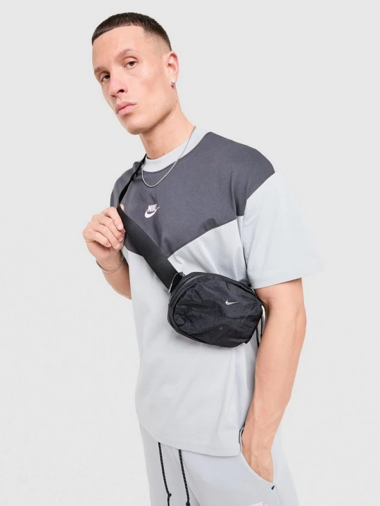 Zdjęcie produktu Nike T-Shirt Tech Mix szary