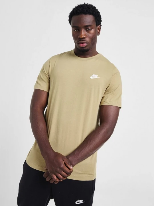Zdjęcie produktu Nike T-Shirt Sportswear Club brązowy