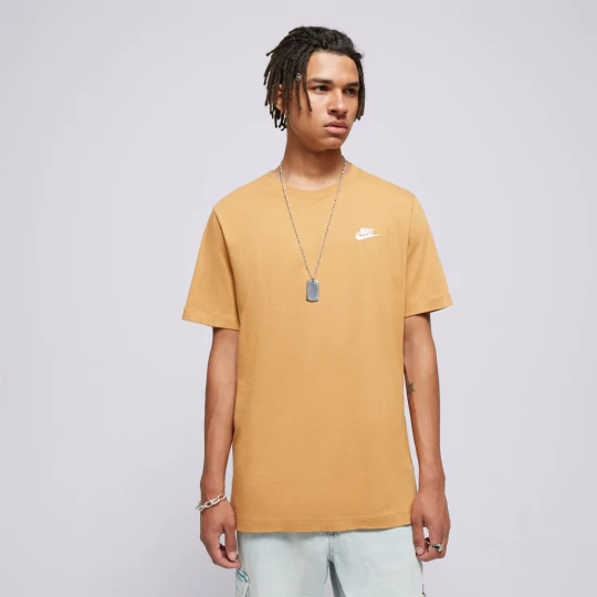 Zdjęcie produktu Nike T-Shirt Sportswear Club brązowy