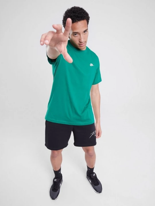 Zdjęcie produktu Nike T-Shirt Sportswear Club zielony