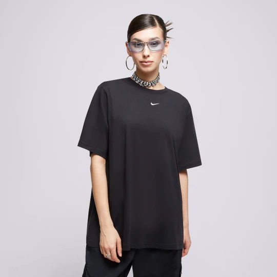 Zdjęcie produktu Nike T Shirt W Nsw Essentials czarny
