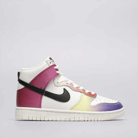 Zdjęcie produktu Nike Wmns Dunk High