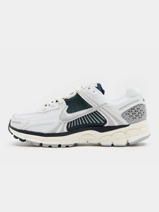 Zdjęcie produktu Nike Zoom Vomero 5 Jd biały
