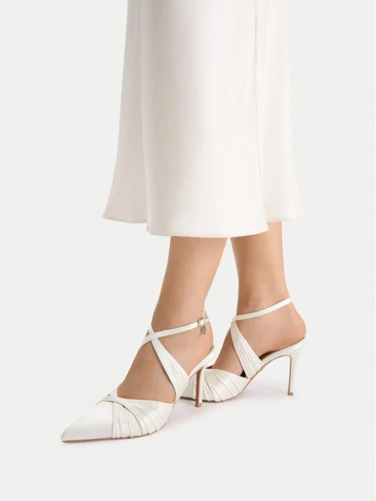 Zdjęcie produktu Nine West Szpilki CEO-259-73 02 Écru Kremowy