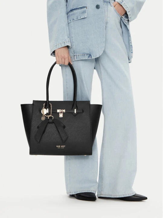 Zdjęcie produktu Nine West Torebka CEO-Chelsea-Charm-III-LX10186 Czarny