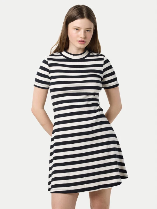 Zdjęcie produktu Noisy May Sukienka codzienna Elinor 27033179 Beżowy Regular Fit