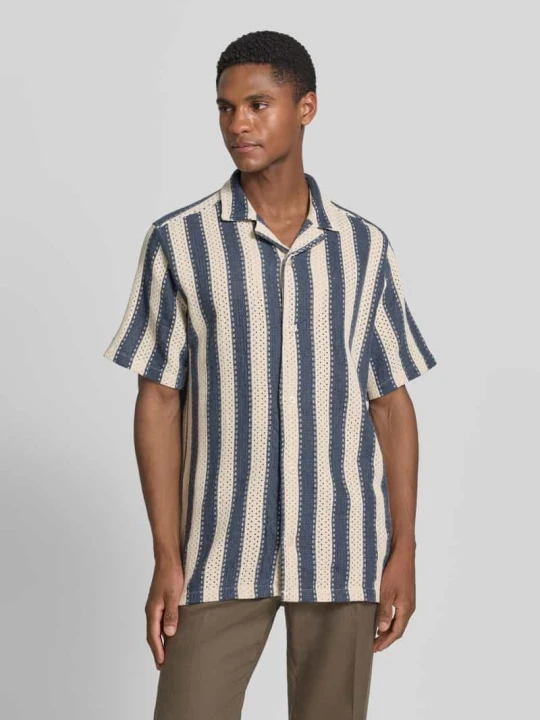 Zdjęcie produktu nowoczesny krój modern fit koszula casualowa z kołnierzem z połami lindbergh Ciemnoniebieski