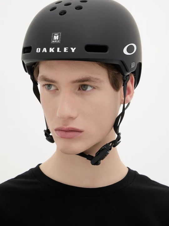 Zdjęcie produktu Oakley kask czarny