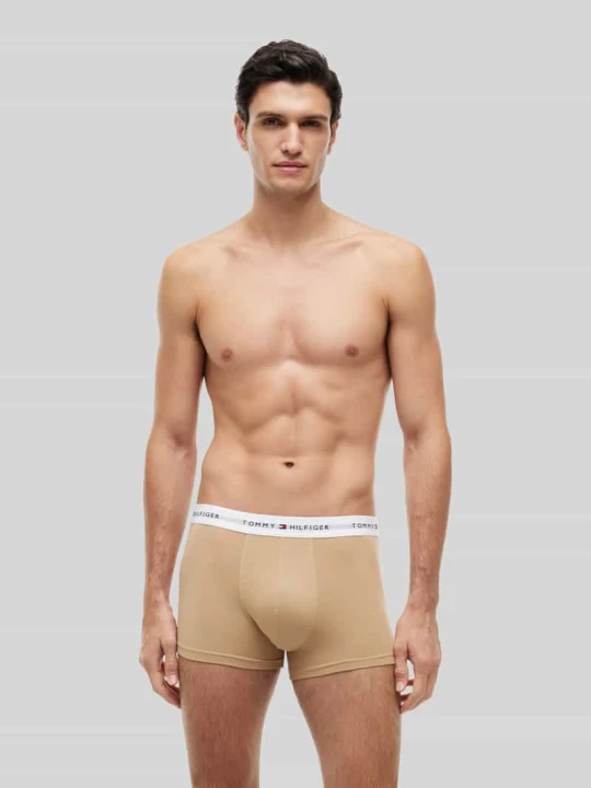 Zdjęcie produktu obcisłe bokserki o kroju regular fit z mieszanki bawełny w zestawie 3 szt. Tommy Hilfiger Granatowy