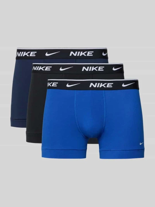 Zdjęcie produktu Trunks z mieszanki bawełny model 'ESSENTIAL' Nike Królewski niebieski