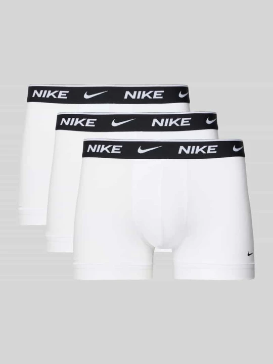 Zdjęcie produktu Trunks z mieszanki bawełny model 'ESSENTIAL' Nike Biały