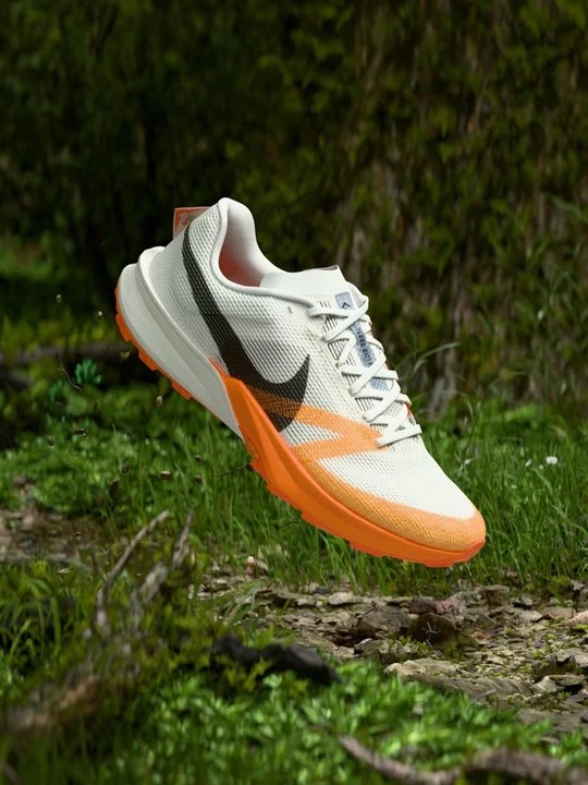 Zdjęcie produktu Obuwie do biegania Szlak Nike biały
