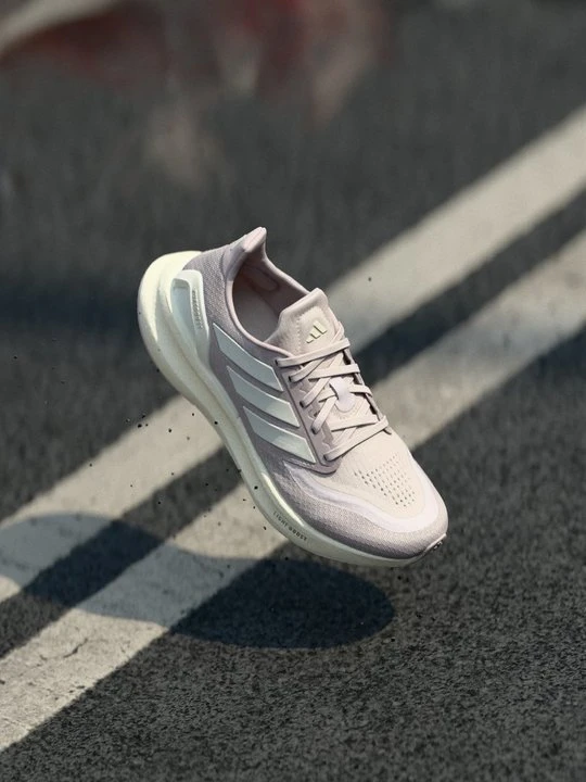 Zdjęcie produktu Obuwie do biegania treningowe Adidas liliowy