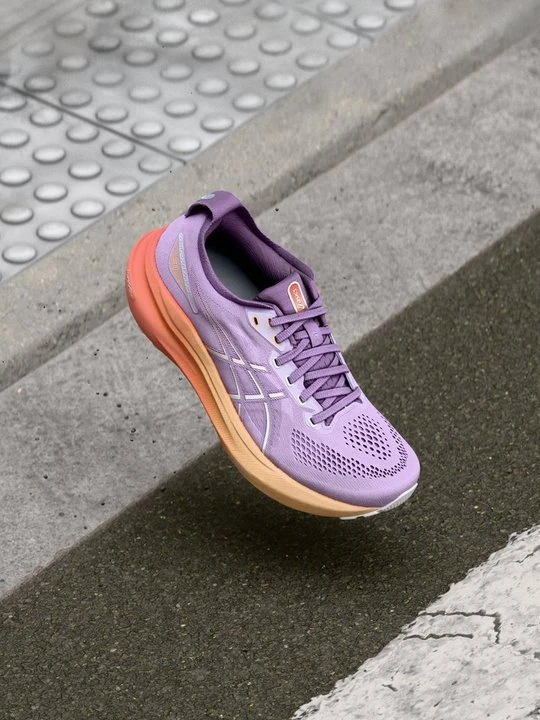 Zdjęcie produktu Obuwie do biegania treningowe Asics liliowy