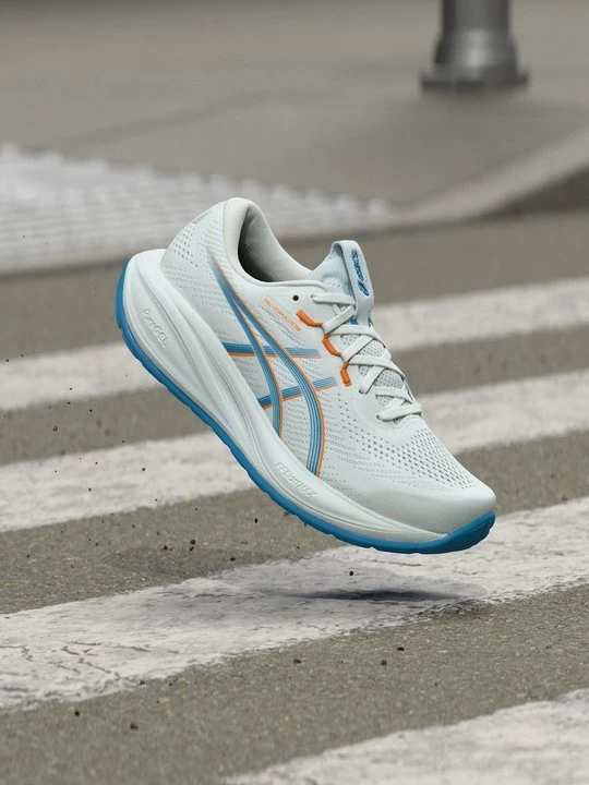 Zdjęcie produktu Obuwie do biegania treningowe Asics niebieski