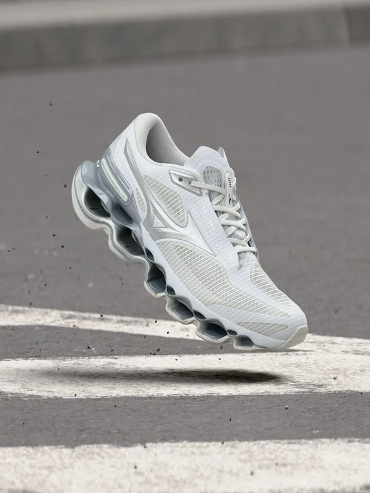Zdjęcie produktu Obuwie do biegania treningowe Mizuno biały