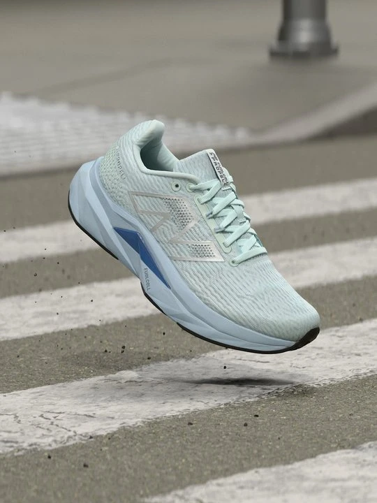 Zdjęcie produktu Obuwie do biegania treningowe New Balance jasnoniebieski