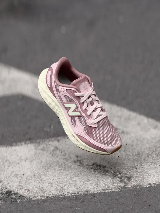 Zdjęcie produktu Buty do biegów ulicznych New Balance liliowy