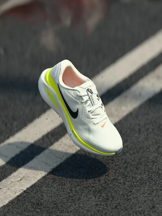 Zdjęcie produktu Buty do biegów ulicznych Nike biały