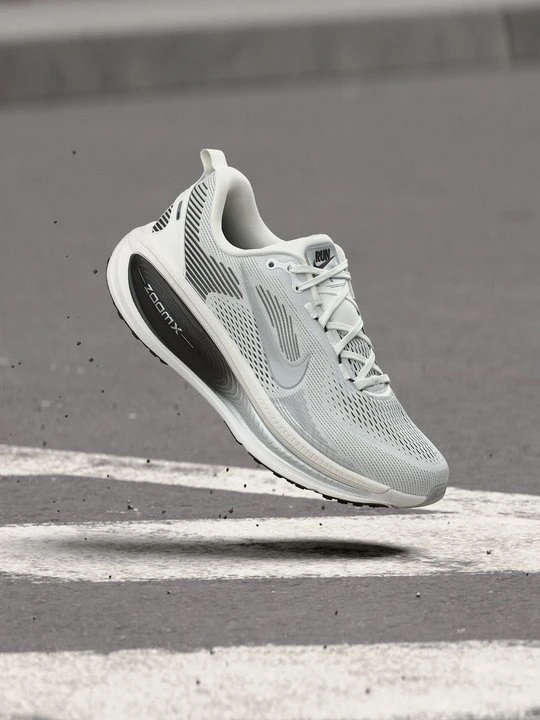 Zdjęcie produktu Obuwie do biegania treningowe Nike biały