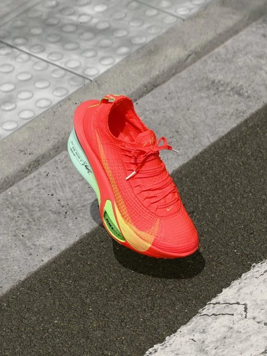 Zdjęcie produktu Obuwie do biegania treningowe Nike czerwony