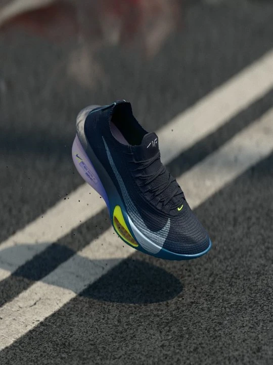 Zdjęcie produktu Obuwie do biegania treningowe Nike granatowy