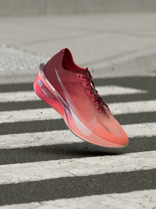 Zdjęcie produktu Obuwie do biegania treningowe Nike jagodowy