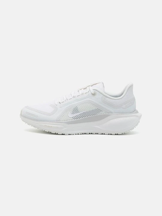 Zdjęcie produktu Obuwie do biegania treningowe Nike biały