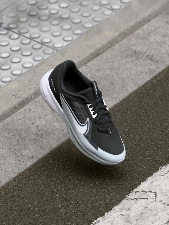 Zdjęcie produktu Obuwie do biegania treningowe Nike czarny