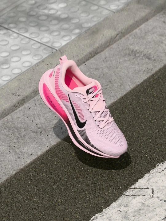 Zdjęcie produktu Obuwie do biegania treningowe Nike różowy