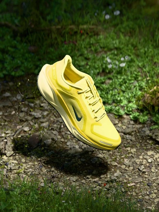 Zdjęcie produktu Obuwie do biegania treningowe Nike żółty