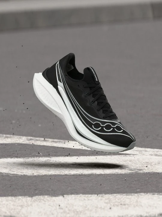 Zdjęcie produktu Obuwie do biegania treningowe Saucony czarny