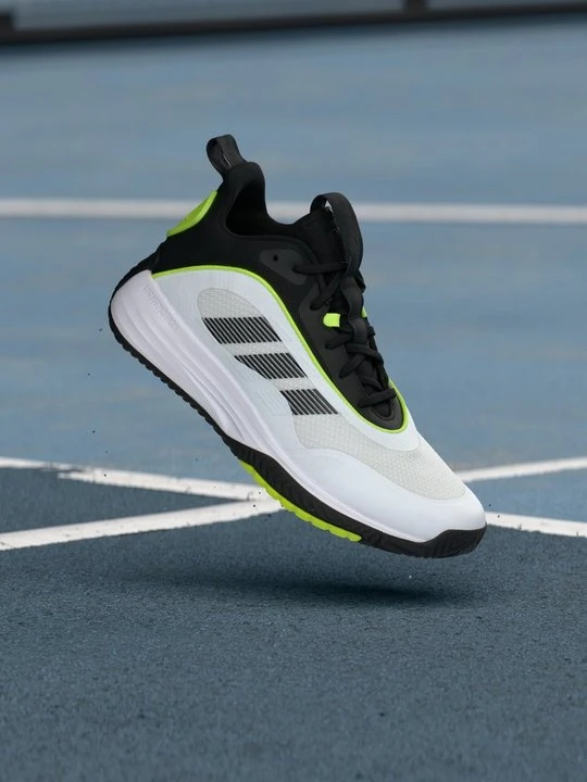 Zdjęcie produktu Obuwie do koszykówki Adidas biały