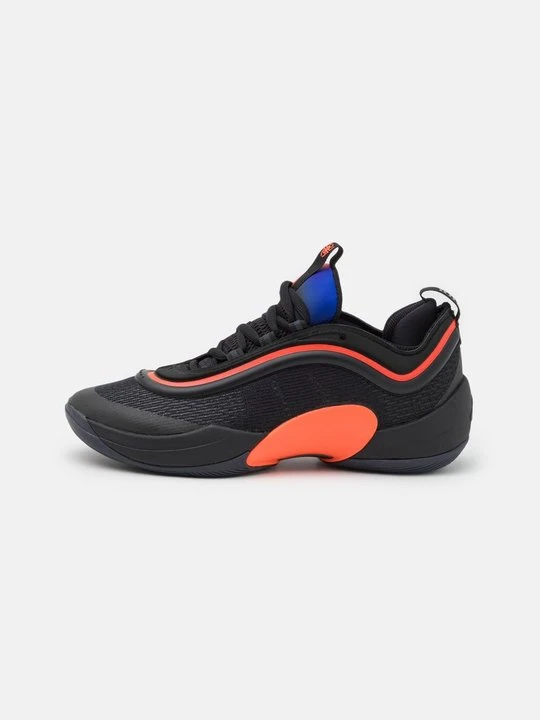 Zdjęcie produktu Obuwie do koszykówki Adidas czarny