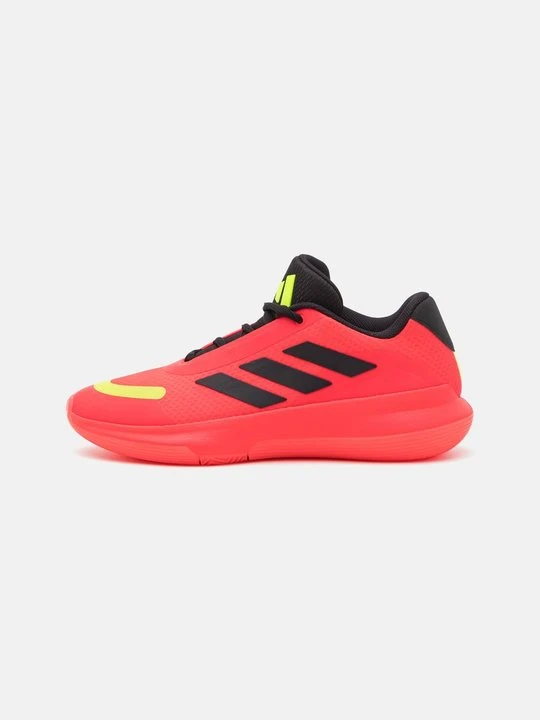 Zdjęcie produktu Obuwie do koszykówki Adidas czerwony