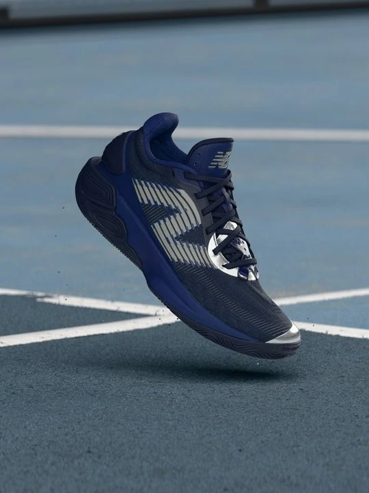 Zdjęcie produktu Obuwie do koszykówki New Balance niebieski