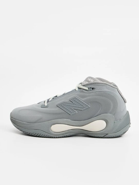Zdjęcie produktu Obuwie do koszykówki New Balance szary