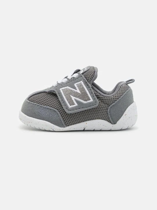 Zdjęcie produktu Obuwie do nauki chodzenia New Balance szary
