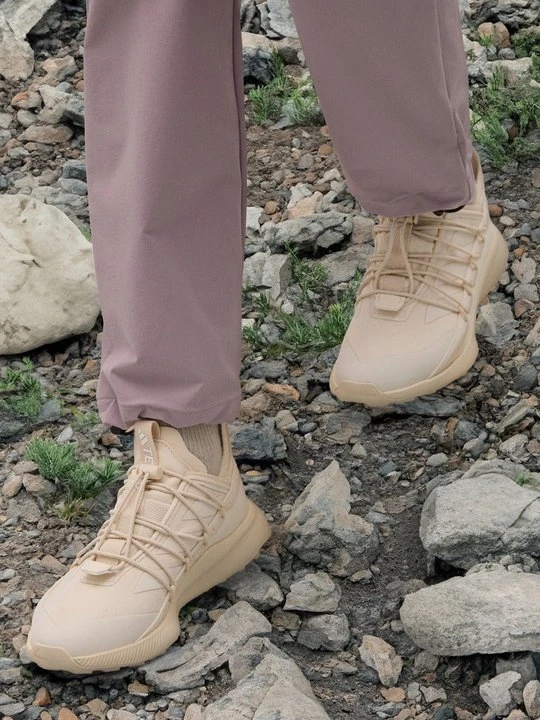 Zdjęcie produktu Obuwie hikingowe Adidas Terrex beżowy