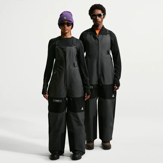 Zdjęcie produktu Ogrodniczki Storm-FIT ADV Nike ACG „Mystery Lights” - Szary