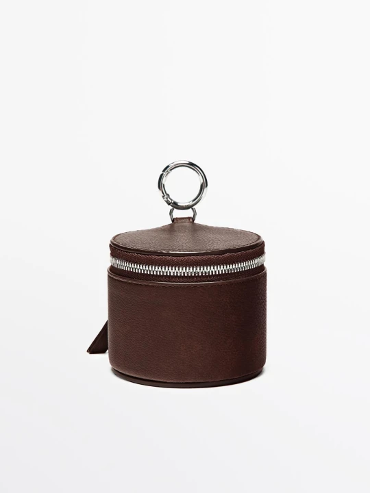 Zdjęcie produktu Okrągła Torebka Ze Skóry Nappa Z Cyrkoniami - Brązowy - - Massimo Dutti - Kobieta