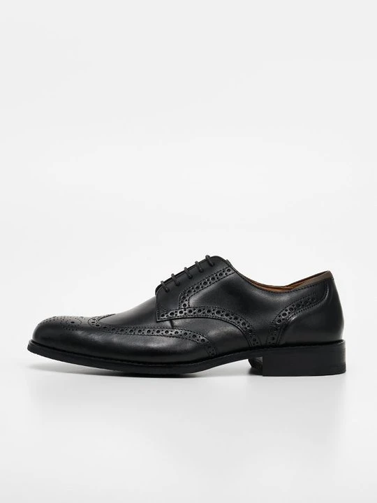 Zdjęcie produktu Oksfordki Clarks czarny