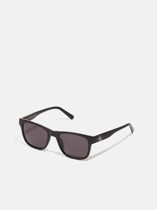 Zdjęcie produktu Okulary przeciwsłoneczne Calvin Klein Jeans czarny