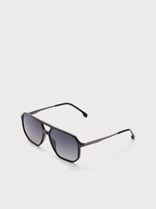 Zdjęcie produktu Okulary przeciwsłoneczne Carrera szary