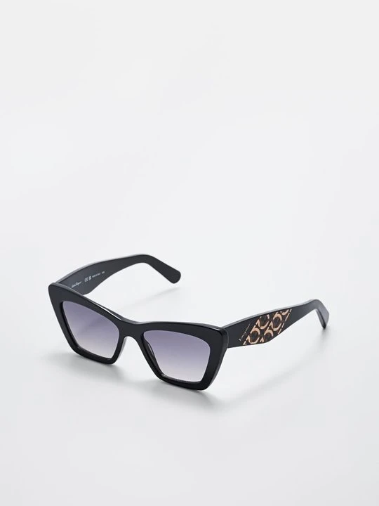 Zdjęcie produktu Okulary przeciwsłoneczne FERRAGAMO czarny