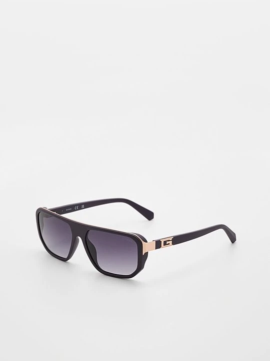 Zdjęcie produktu Okulary przeciwsłoneczne Guess fioletowy